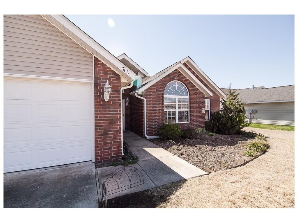 Walnut Woods - Residential Lease