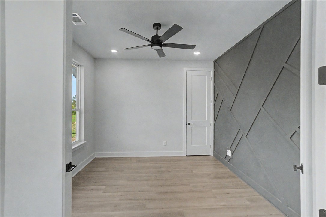 2-18-32 - Residential