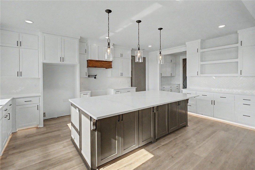 2-18-32 - Residential