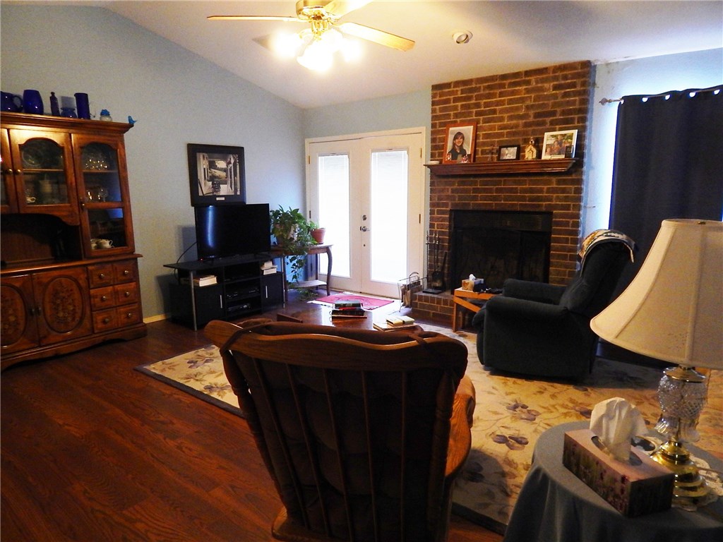 Prairie Oaks - Residential