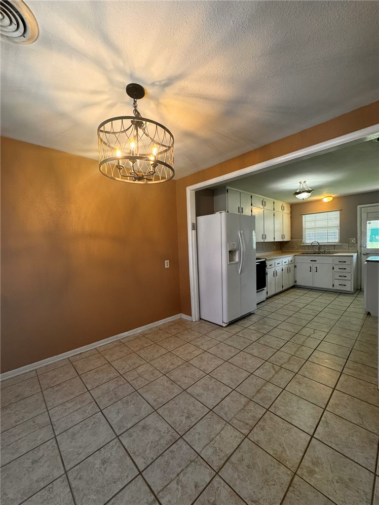 Olivewood Sub Unit 1 Rogers - Residential Lease
