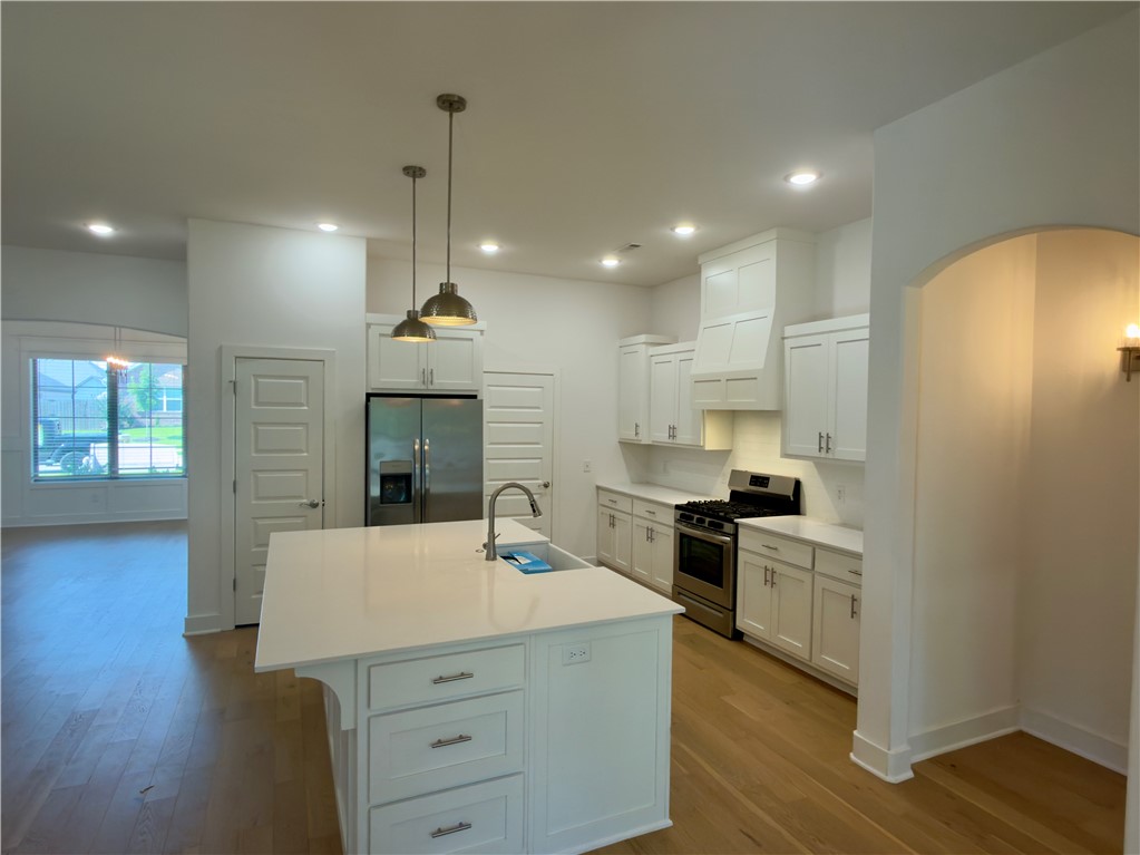 Riverwalk Ph IV - Residential Lease