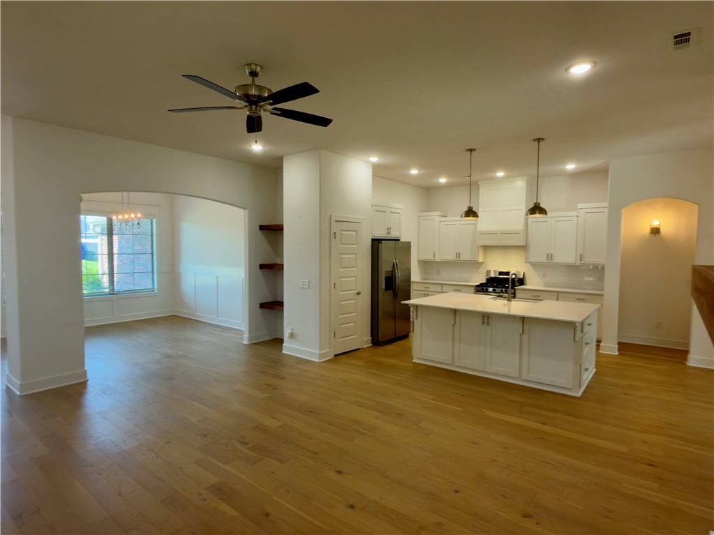 Riverwalk Ph IV - Residential Lease