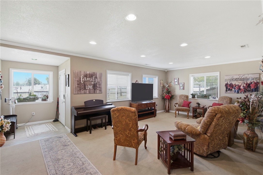 Tontitown Outlots - Residential