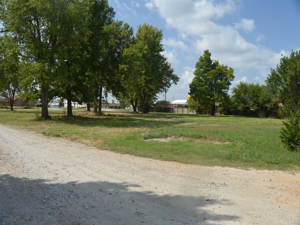 Springdale Outlots - Commercial Sale