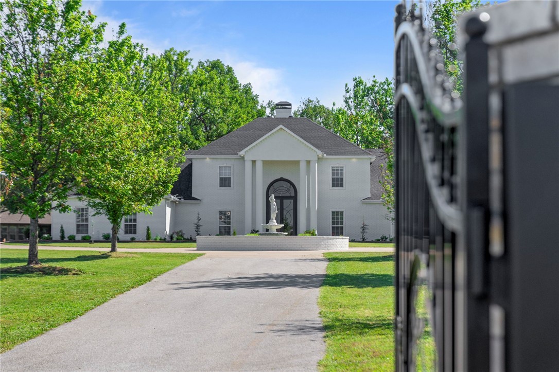 Tontitown Outlots - Residential