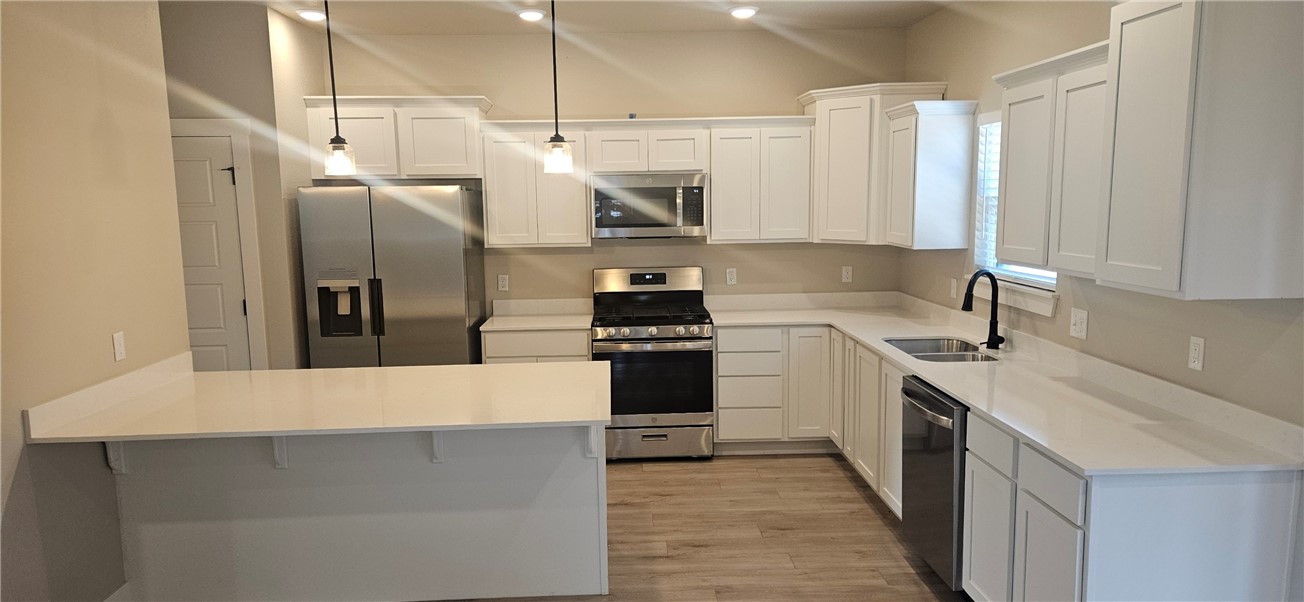 Redbird Sub - Residential Lease