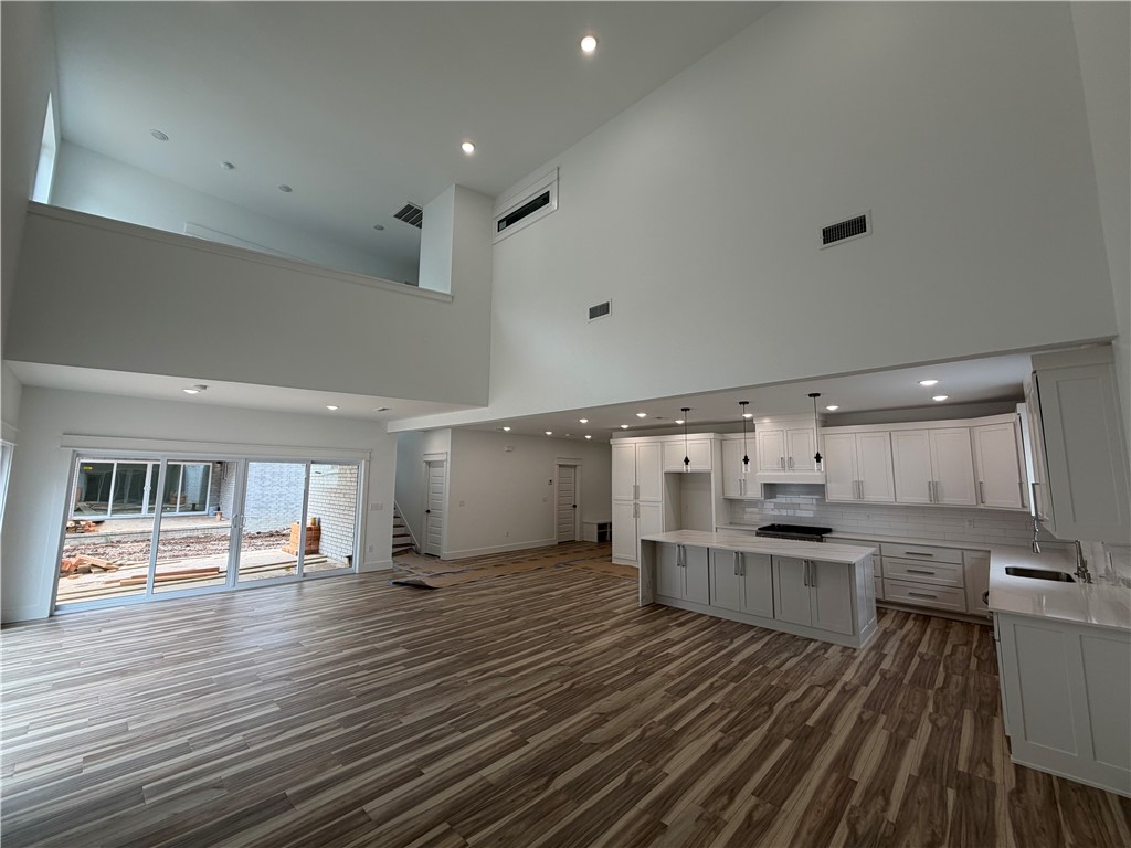 Ora & Sang - Residential Lease