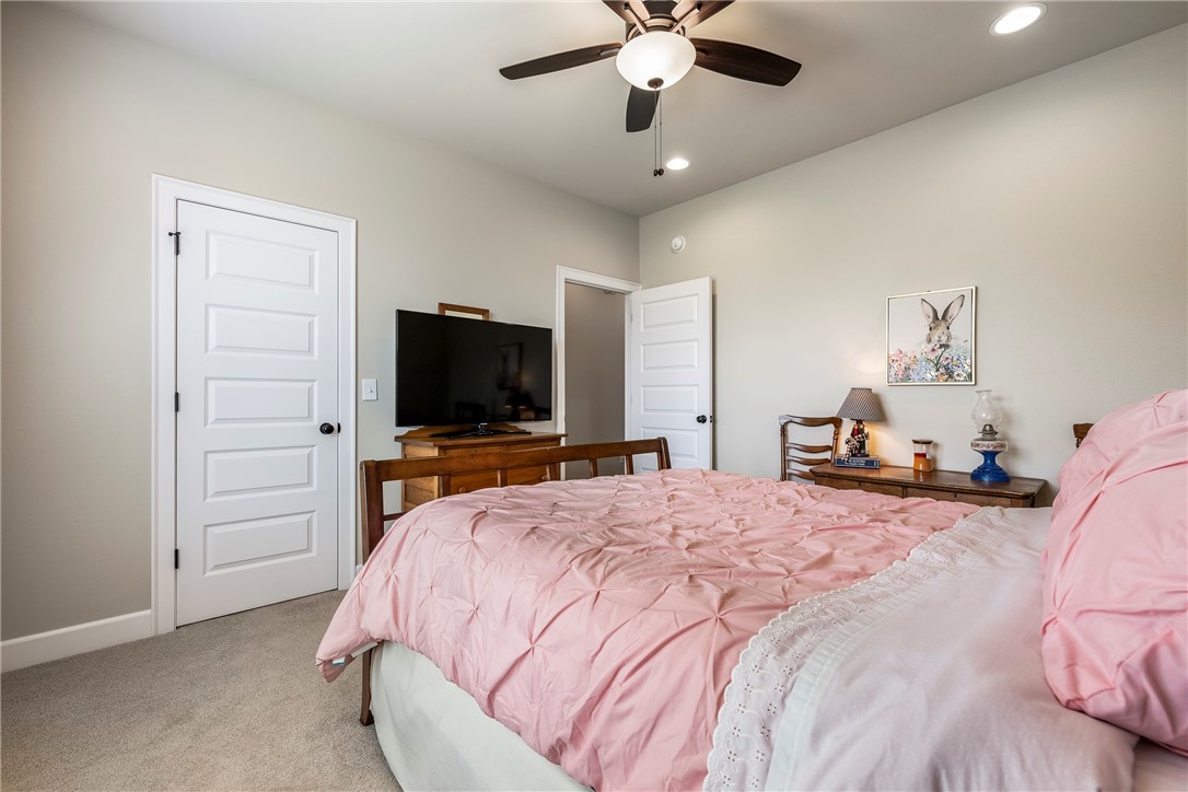 Tontitown Outlots - Residential
