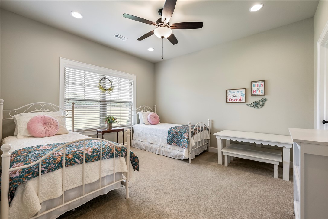 Tontitown Outlots - Residential