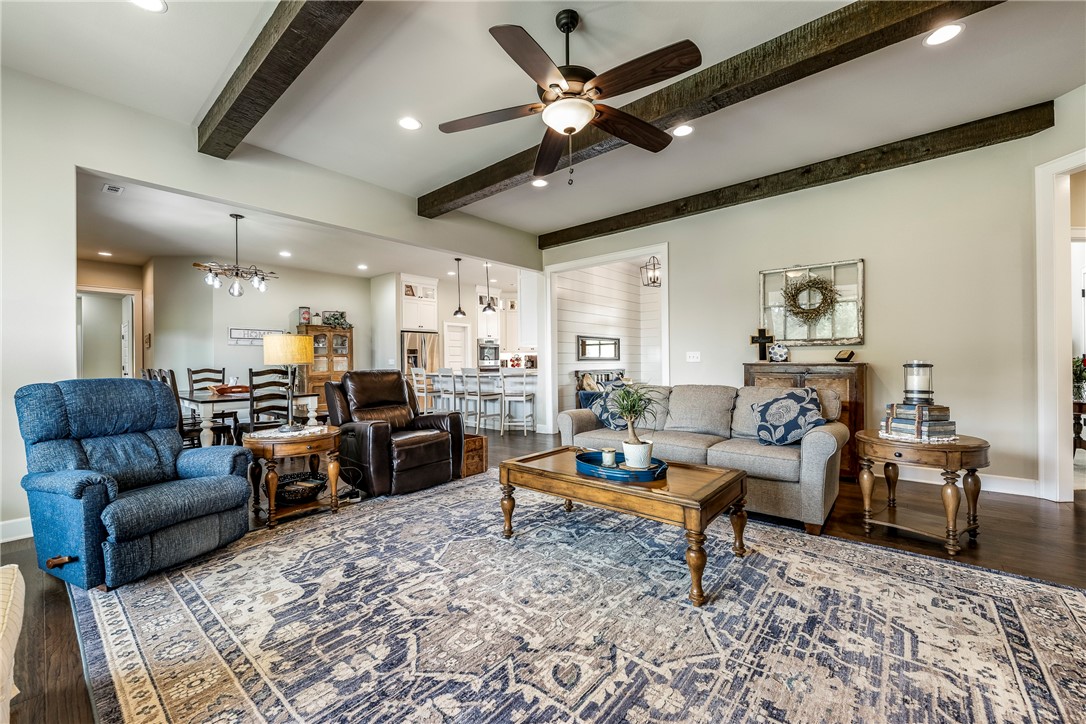 Tontitown Outlots - Residential