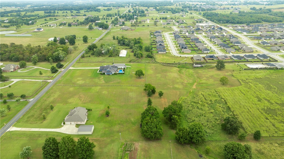 Tontitown Outlots - Residential