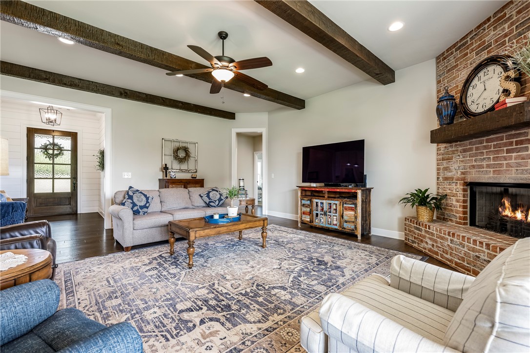 Tontitown Outlots - Residential