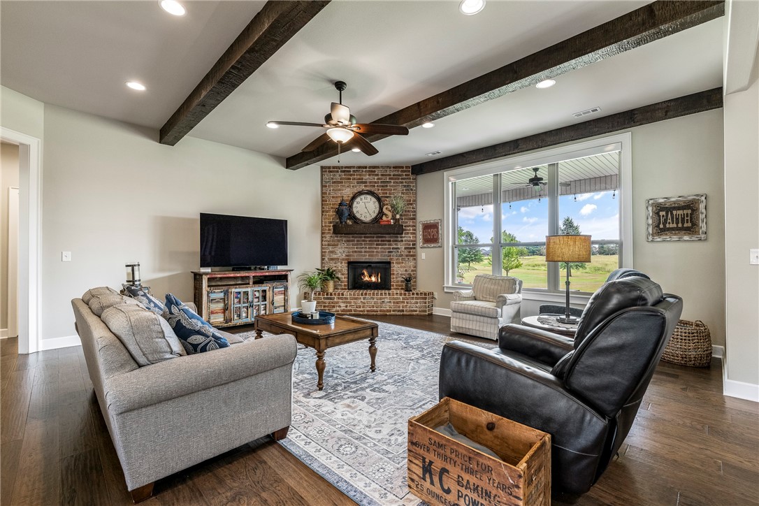 Tontitown Outlots - Residential