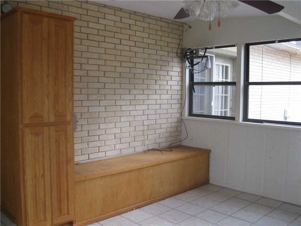 Oak Hill Ii Ph 1-Rogers - Residential Lease