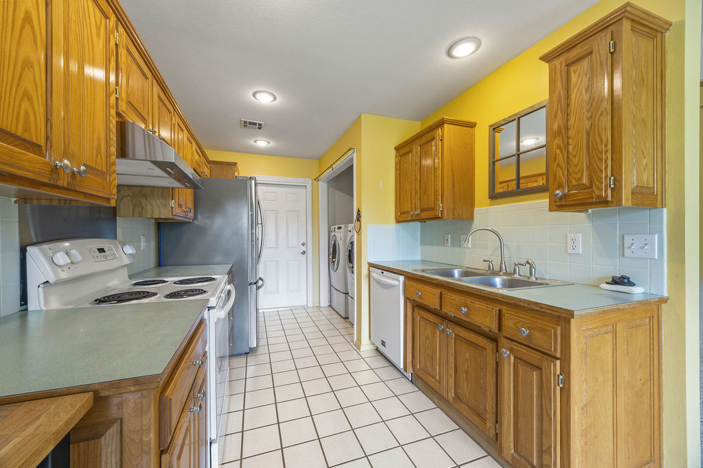 Patrick Place Ph I Rogers - Residential