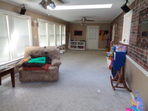 Skyline Manor Ph 1, 2 & 3 - Residential