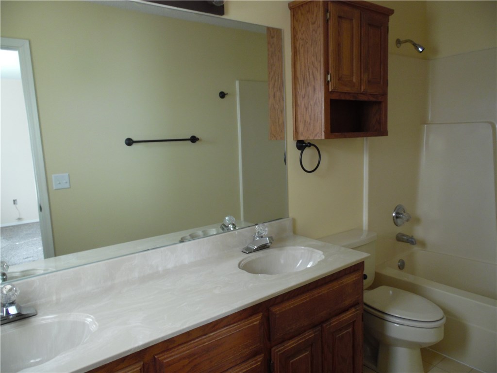 Apple Ridge - Residential Lease