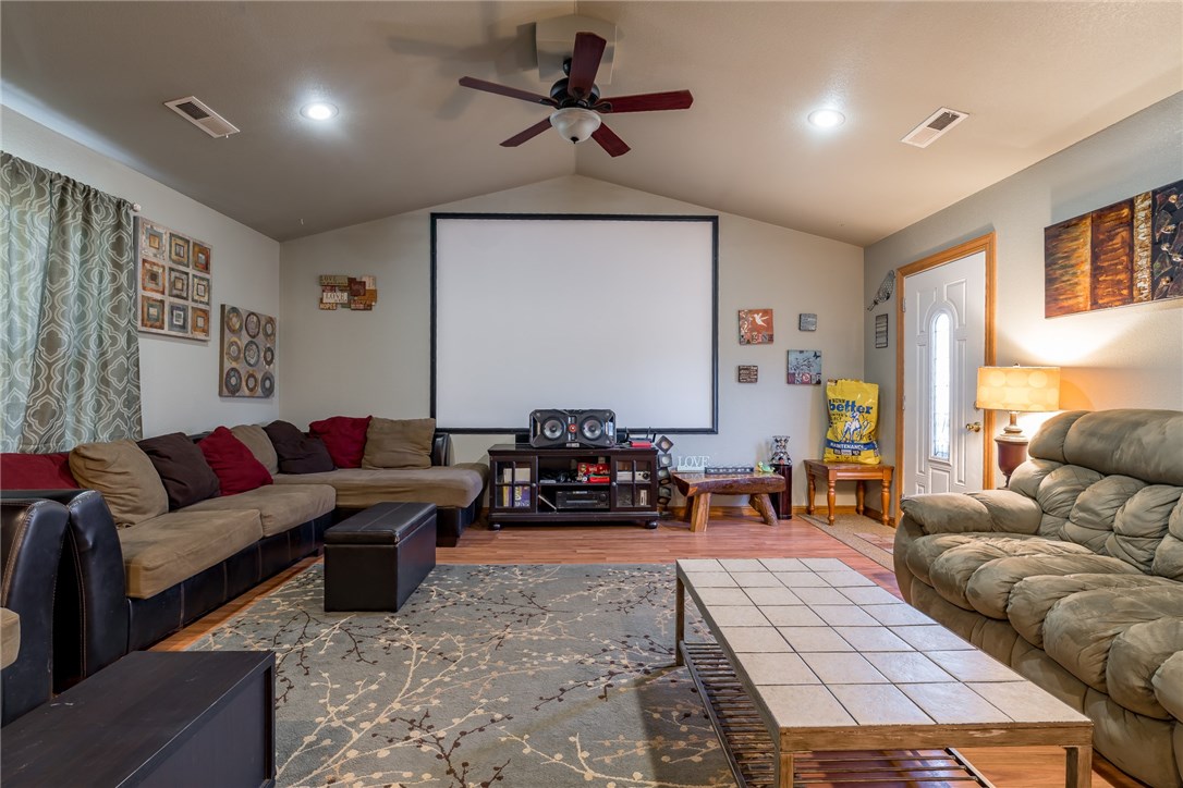 Prairie Oaks One - Residential