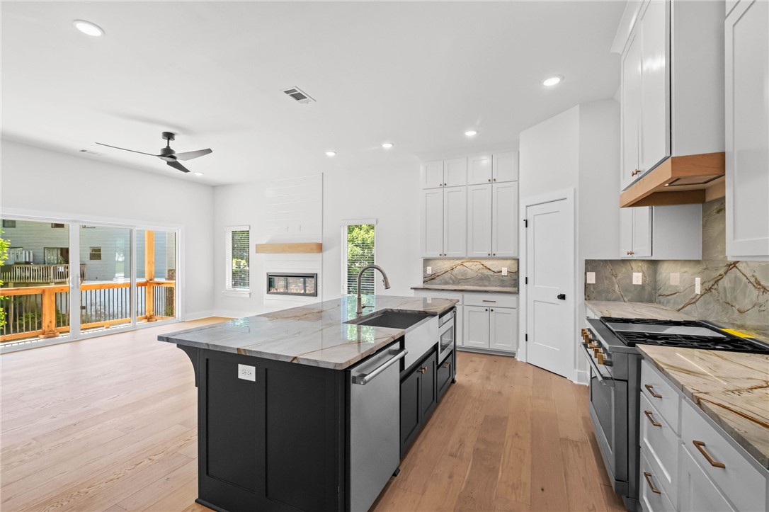 Applegate - Residential