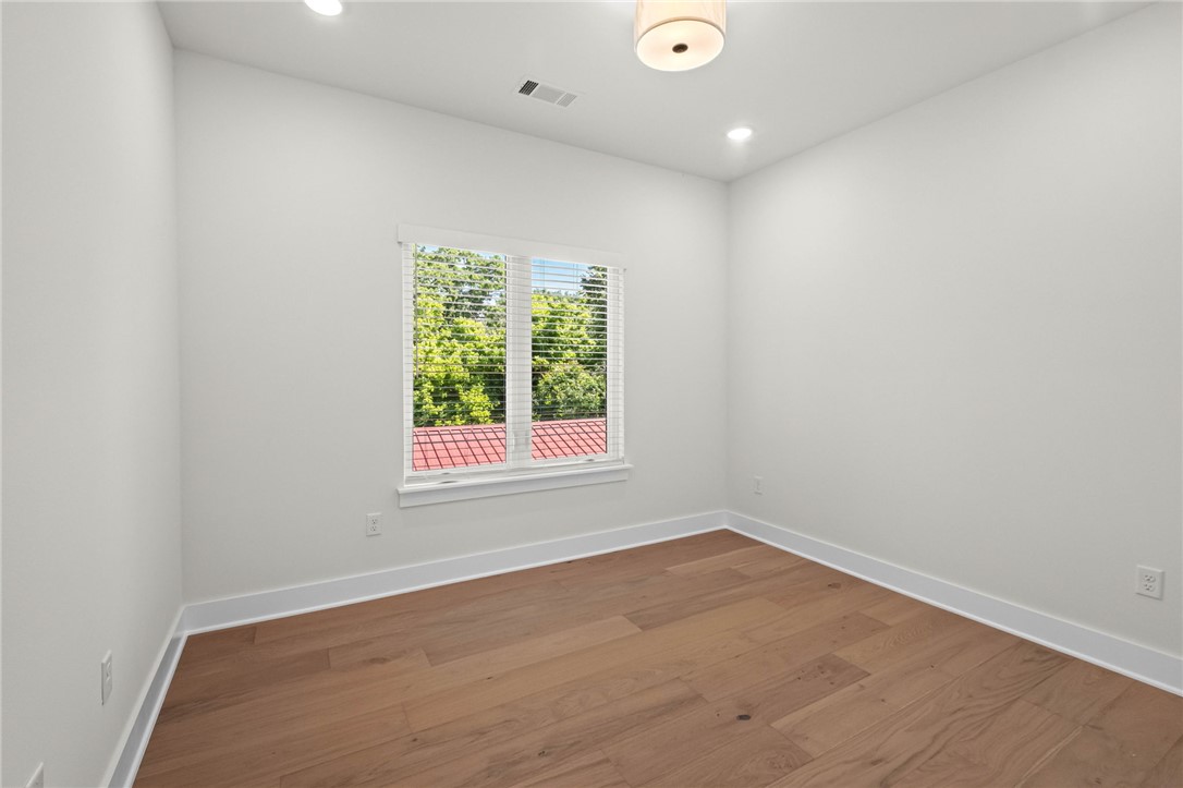 Applegate - Residential