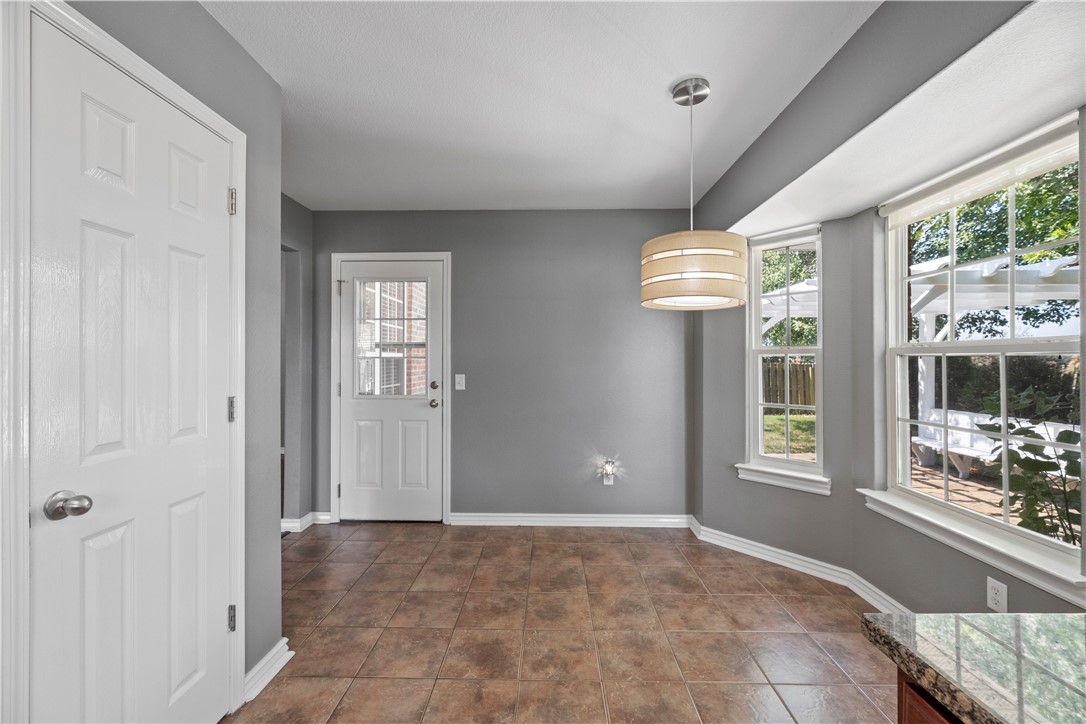 Bellview Residence Add Ph 1 Rogers - Residential