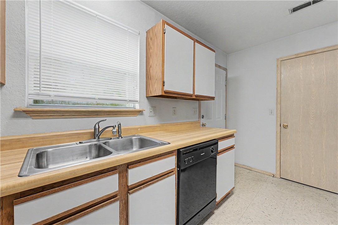 Sequoyah South Ph I - Residential Lease