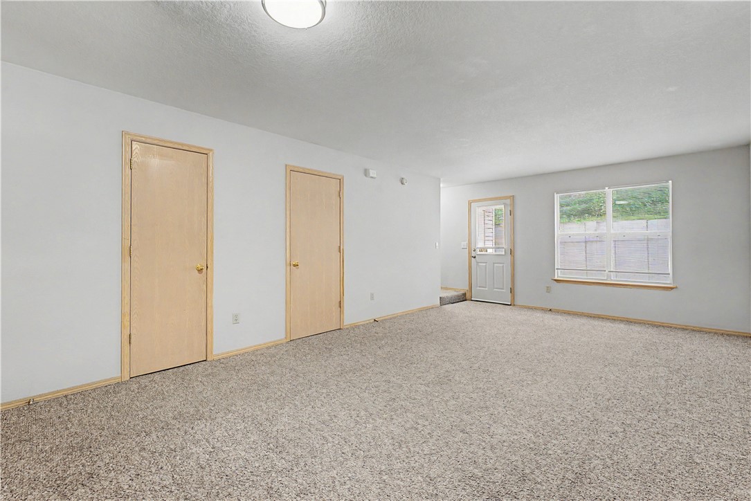 Sequoyah South Ph I - Residential Lease