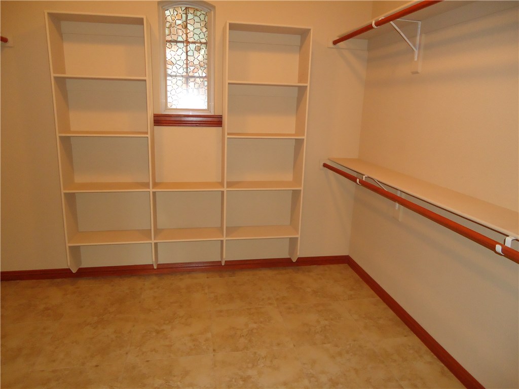 Oxford Ridge Sub Bentonville - Residential Lease