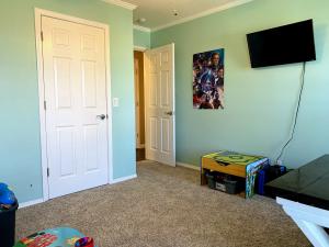 Huntington Place - Residential