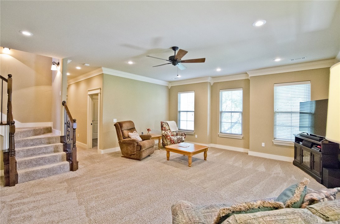 Woods Creek - Residential