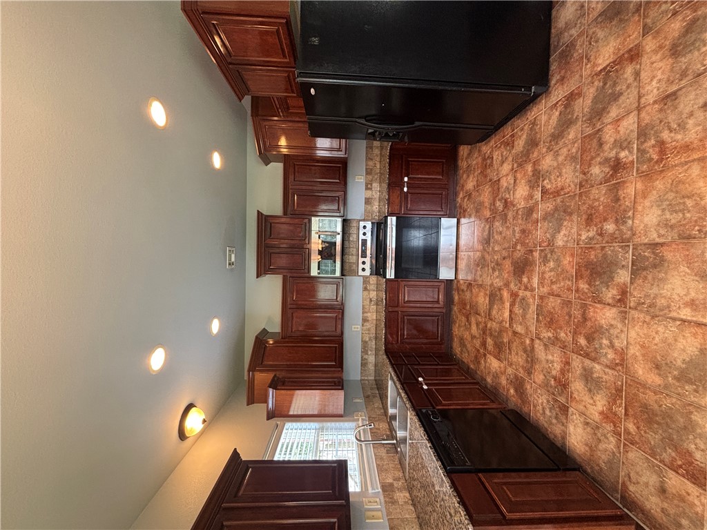 Windwood - Residential Lease