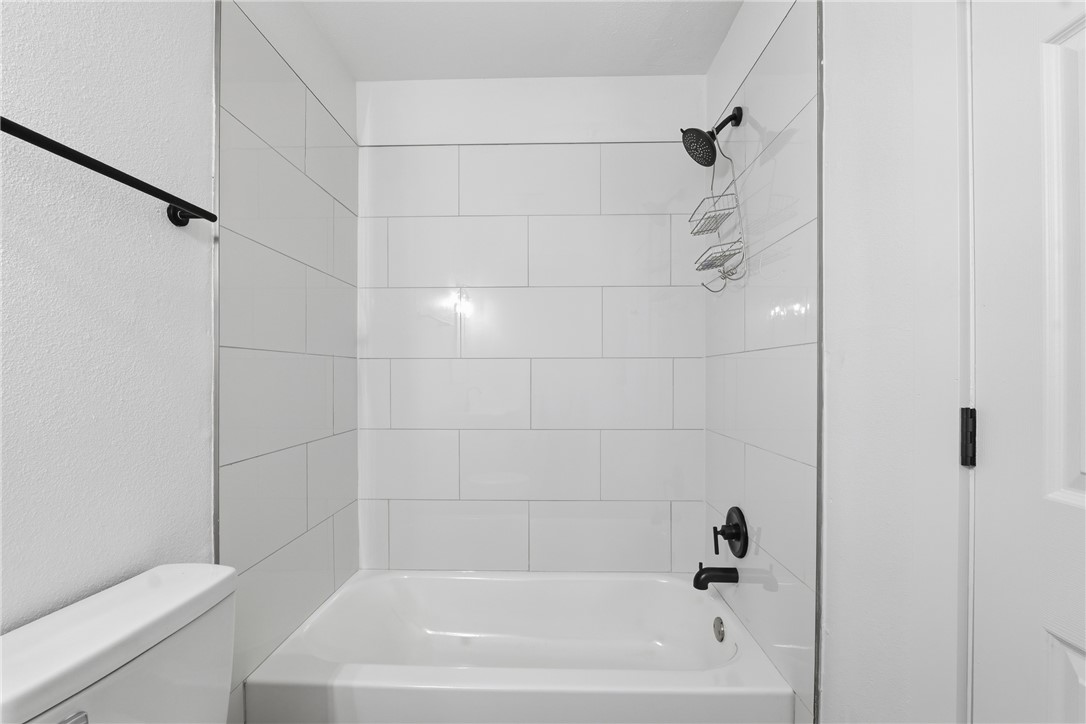 33-20-30 Bentonville - Residential Lease