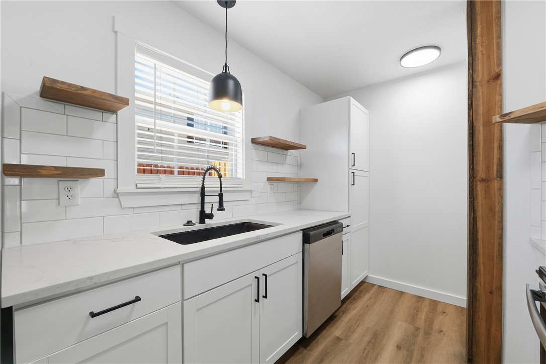 33-20-30 Bentonville - Residential Lease