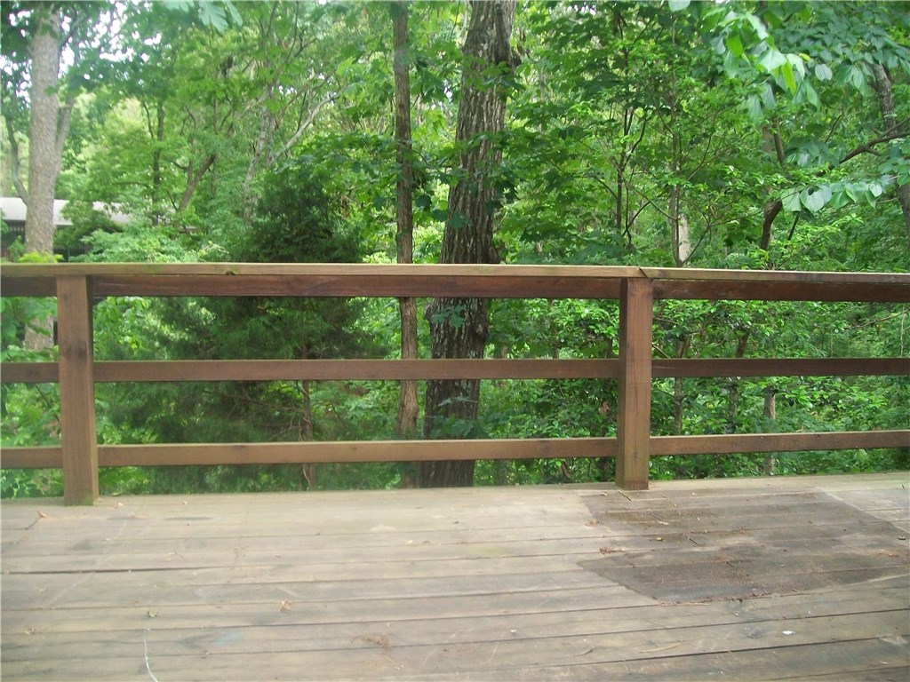 Townhouse Tct 3 A/K/A Drake Court Bvv - Residential