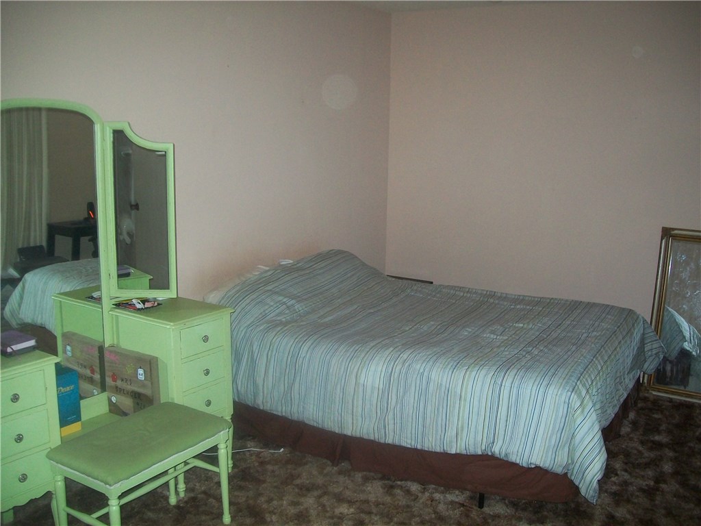Townhouse Tct 3 A/K/A Drake Court Bvv - Residential