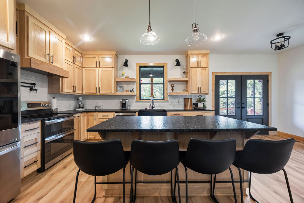 n / a - Residential