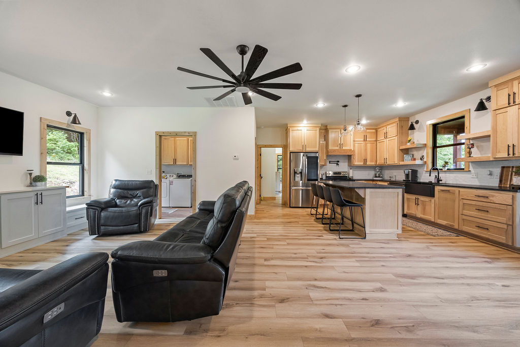 n / a - Residential