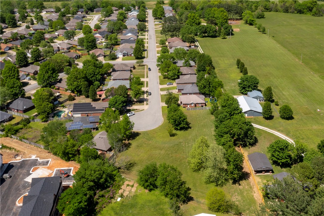 DAVID LYLE VILLAGE PH I - Land