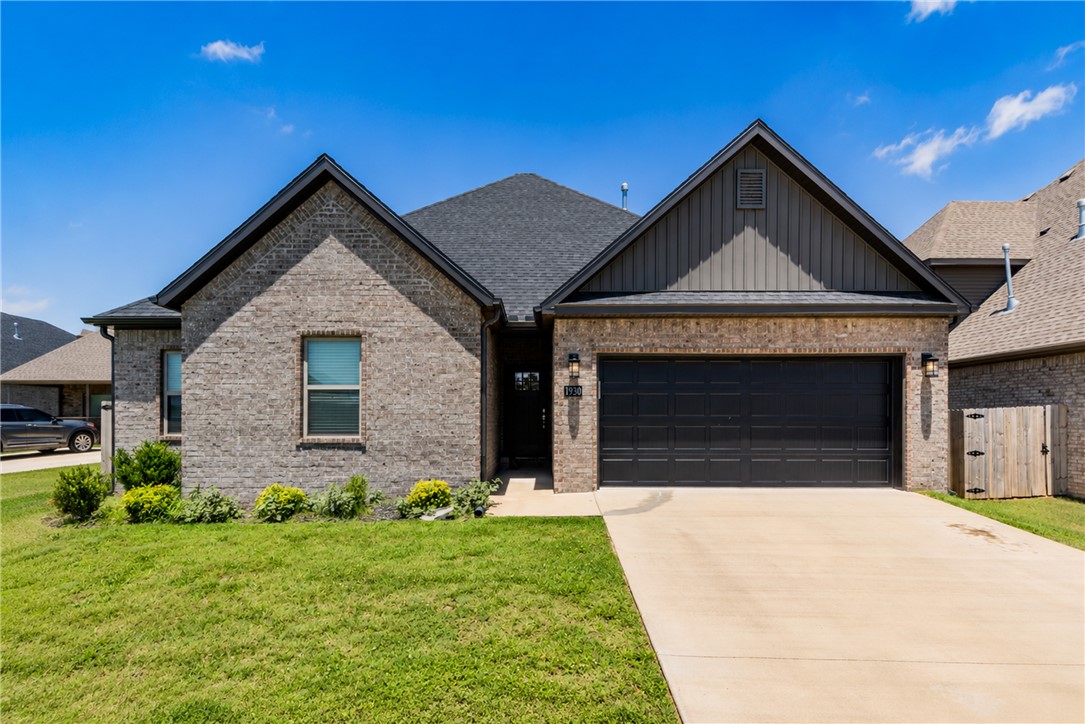 Beautiful 4 bedroom home located in Centerton subdivision. This spacious home boasts quality craftsmanship and a custom floor plan. The open kitchen to living concept is perfect for entertaining guests or family while preparing your meals, or enjoying your fireplace while cooking dinner. Enjoy the dual sinks in the master bathroom that also has a gorgeous free standing tub and spacious tile shower. The shower has upgraded shower heads, handheld, and rain shower head! This is a one of kind quality built home that you don't want to miss out.