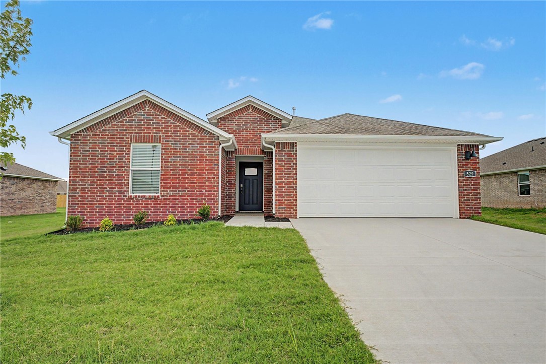 Wagon Wheel Crossing - Residential Lease