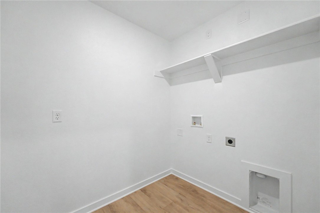 Wagon Wheel Crossing - Residential Lease