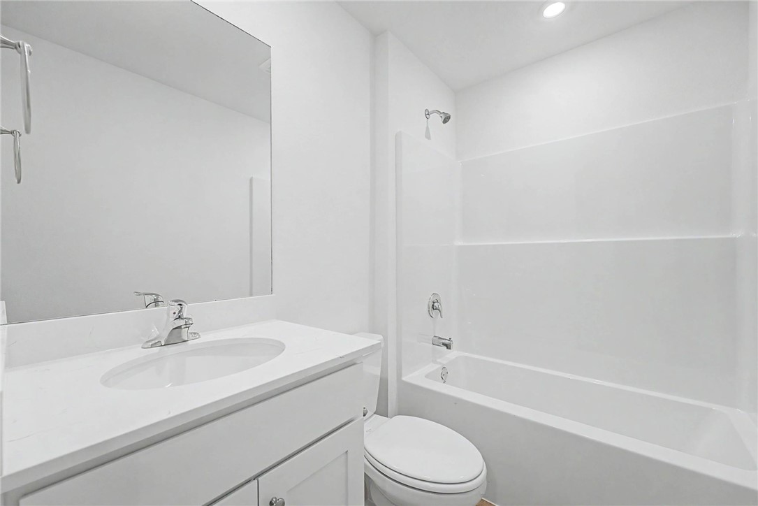 Wagon Wheel Crossing - Residential Lease