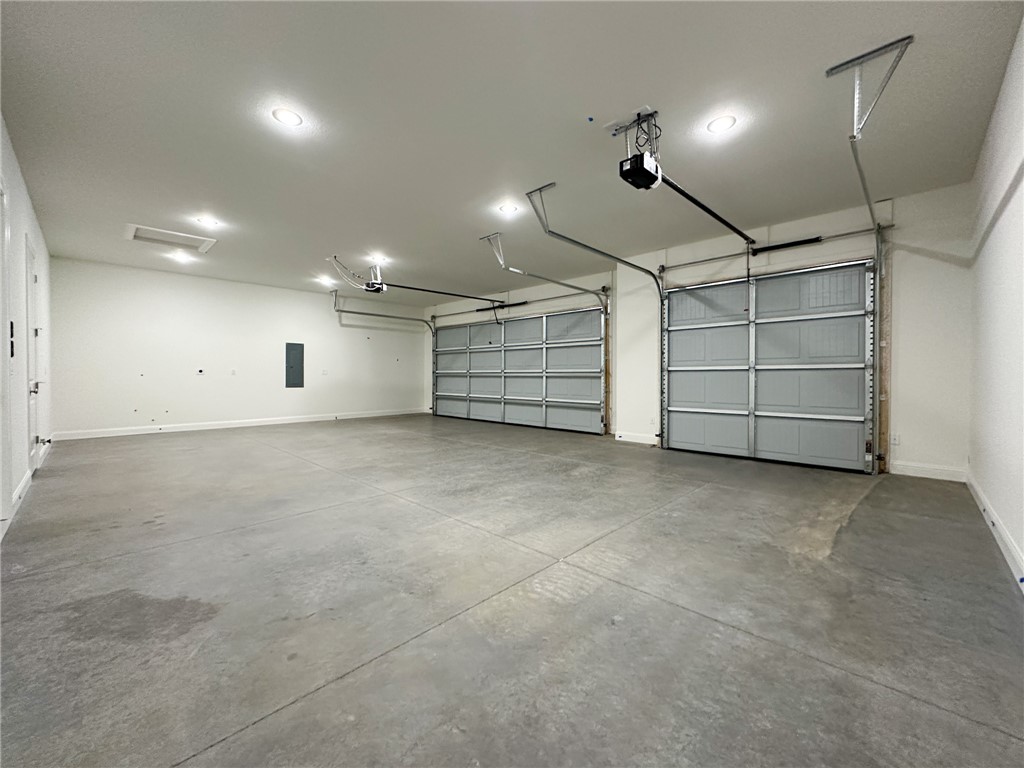 County Line Square - Residential