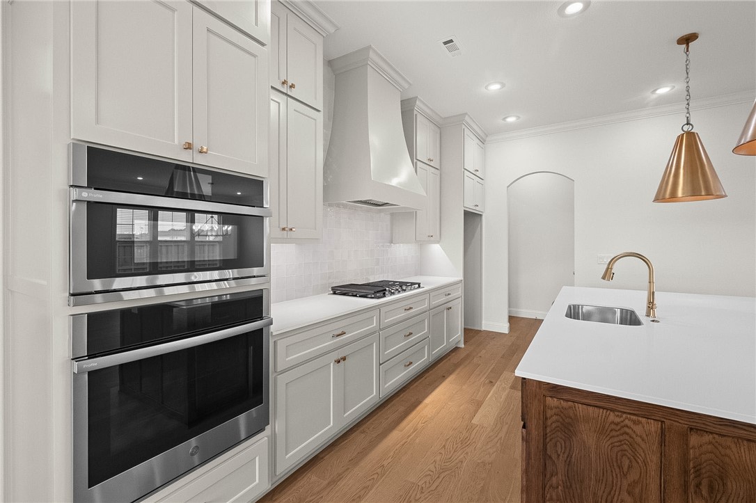 County Line Square - Residential