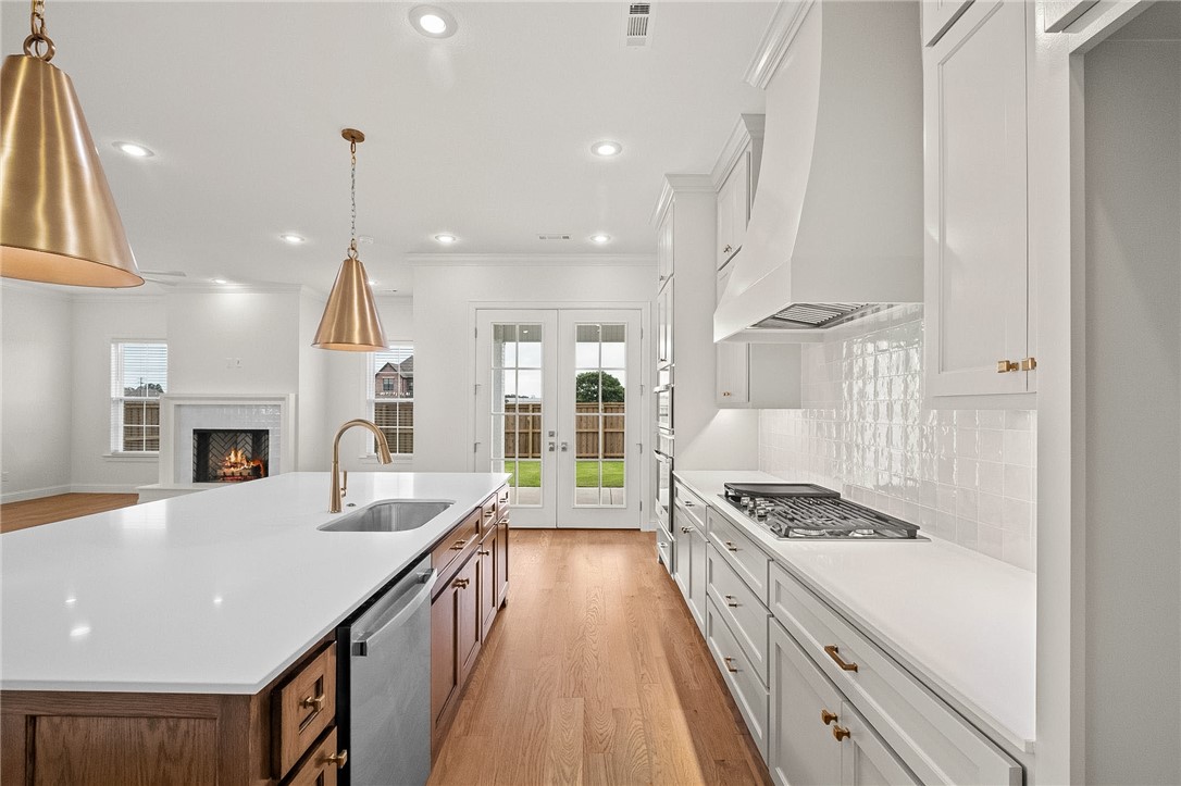 County Line Square - Residential