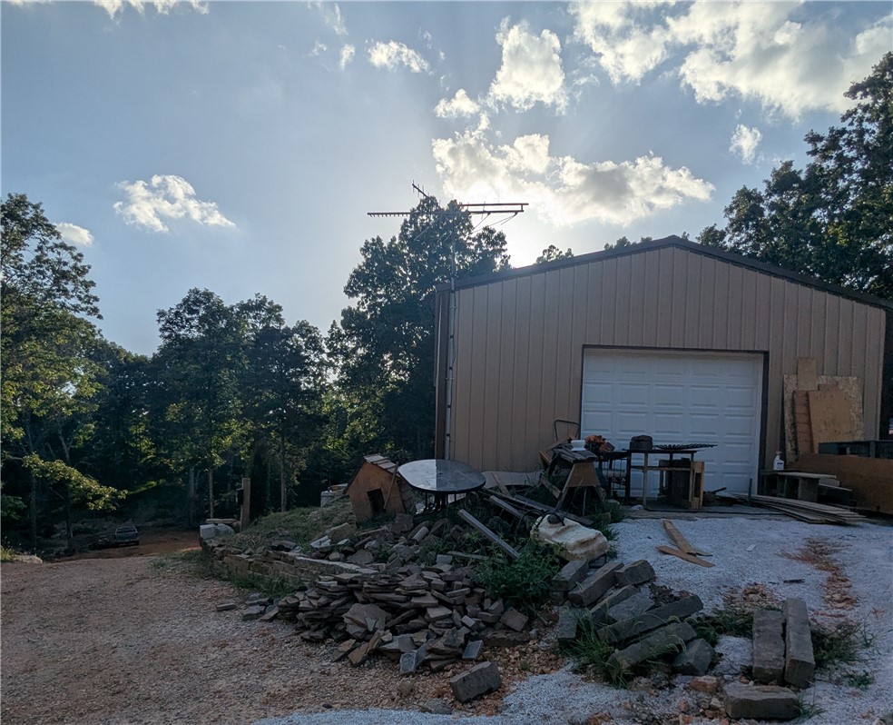 16-19-29-RURAL - Residential