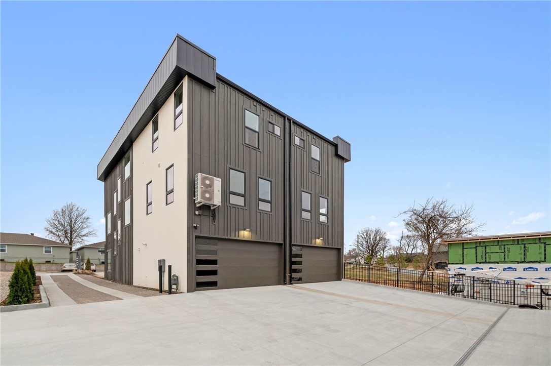 W A Burks Add Bentonville - Residential