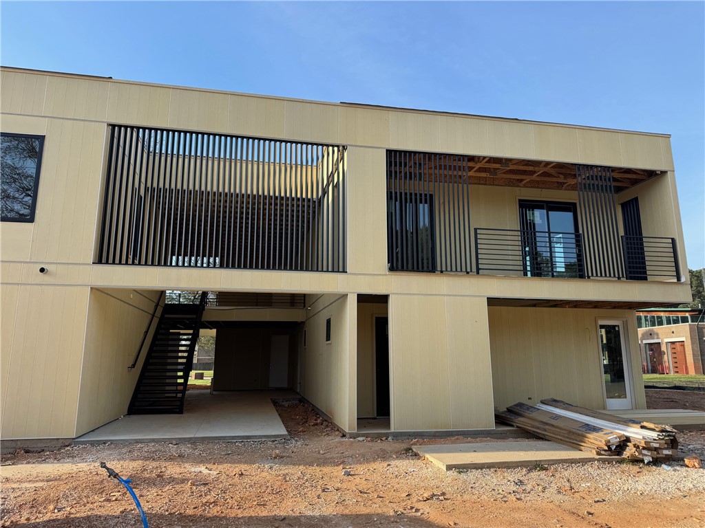 12-16-31 FAYETTEVILLE OUTLOTS - Residential