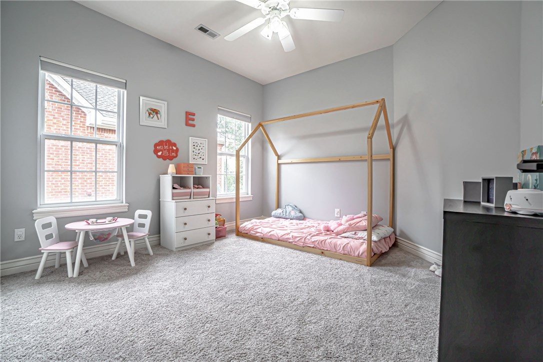 Ridgecrest Meadows Ph 4 Rogers - Residential Lease